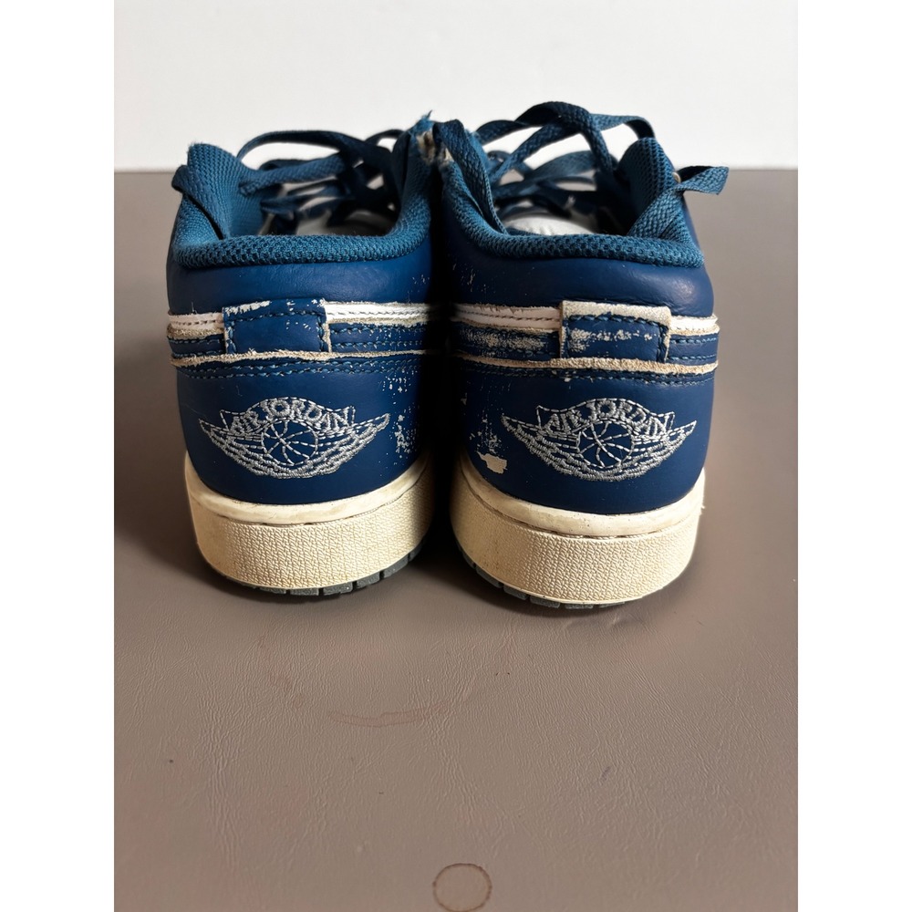 Air Jordan 1 Low White‎ Blue Sneakers Youth Size 7Y Womens 8.5 - Picture 4 of 10
